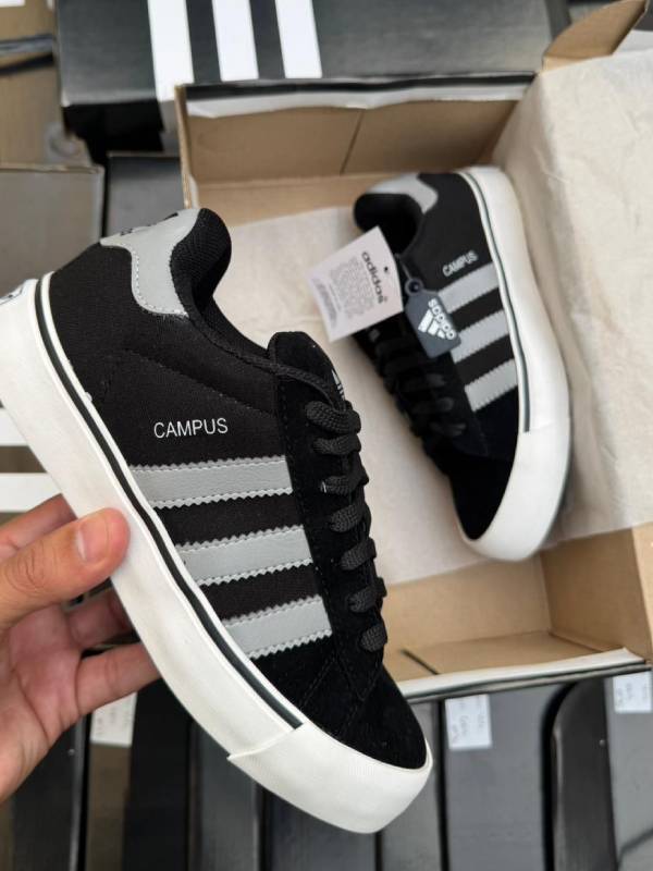Negro gris