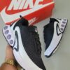 Negro talon blanco