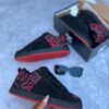 Negro bordado rojo G5