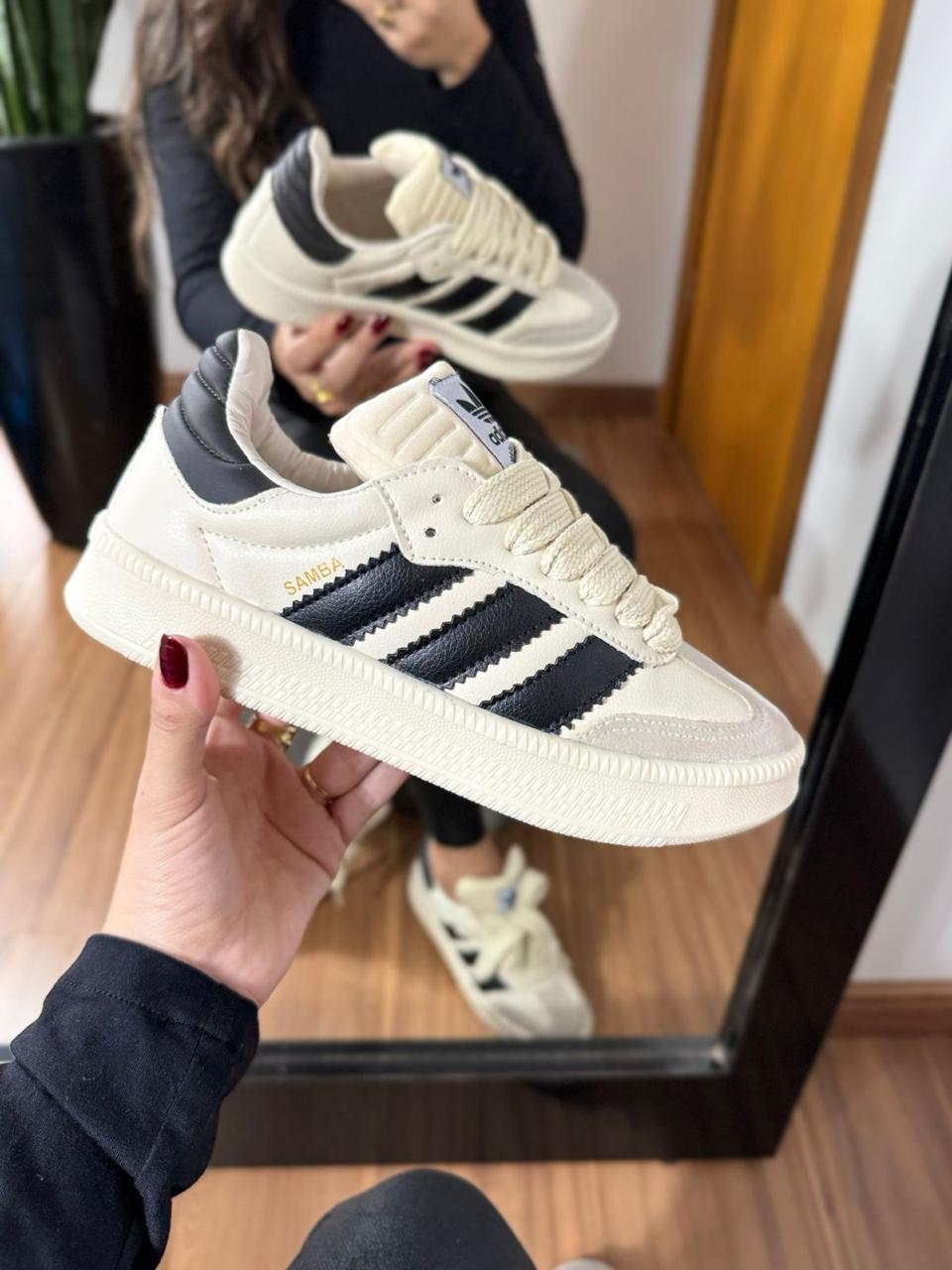Imagen de WhatsApp 2025-10-25 a las 12.29.34_d5be749f Adidas Samba XLG - Image 1