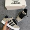 Gris negro