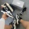 Negro blanco base blanca NB502