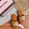 Beige caramelo
