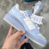Velcro celeste blanco tornasolado G5 A019