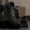 Total black V0203